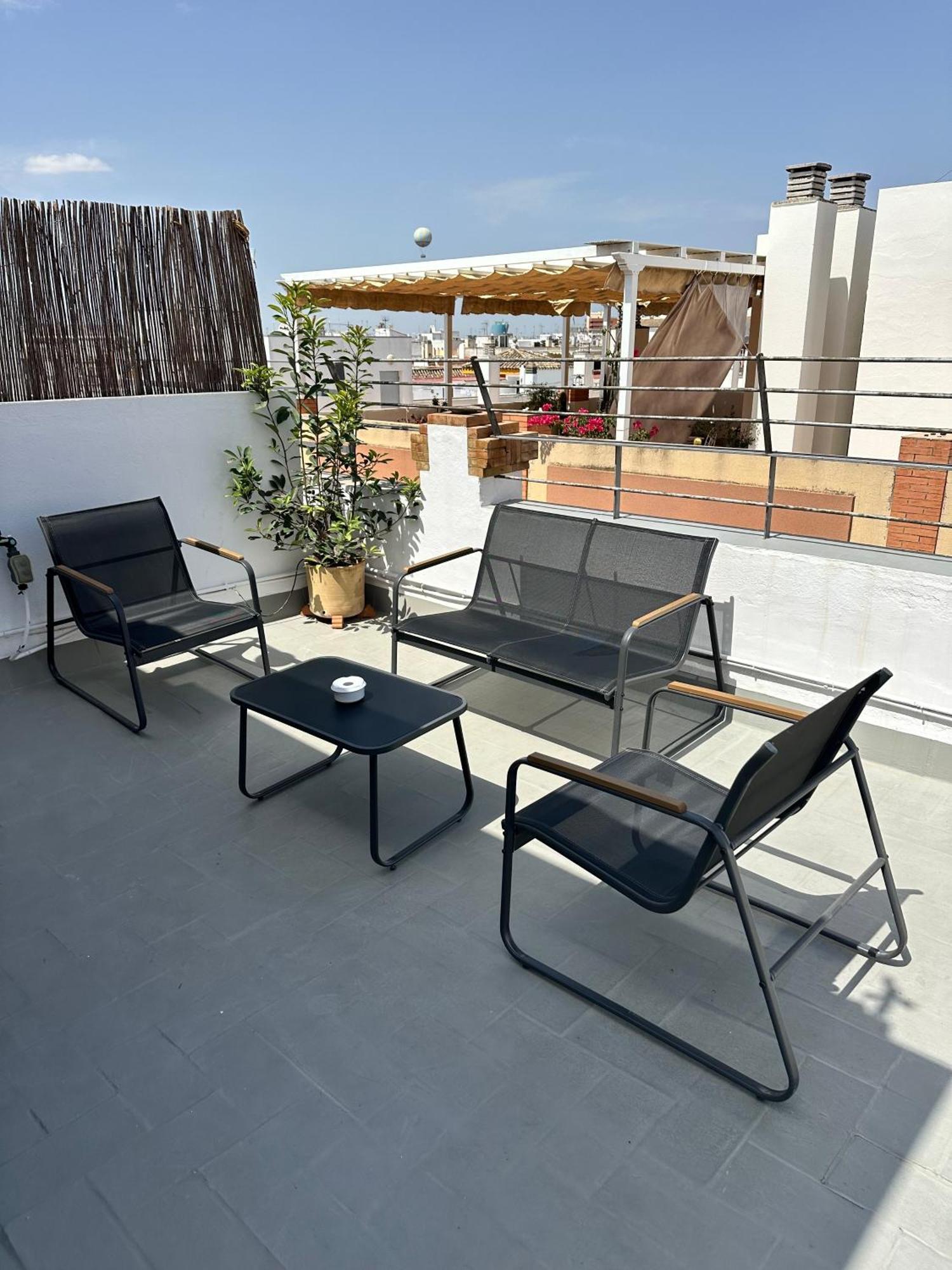 Almazen Apartamentos, Arrayan 23 Seville Exterior photo