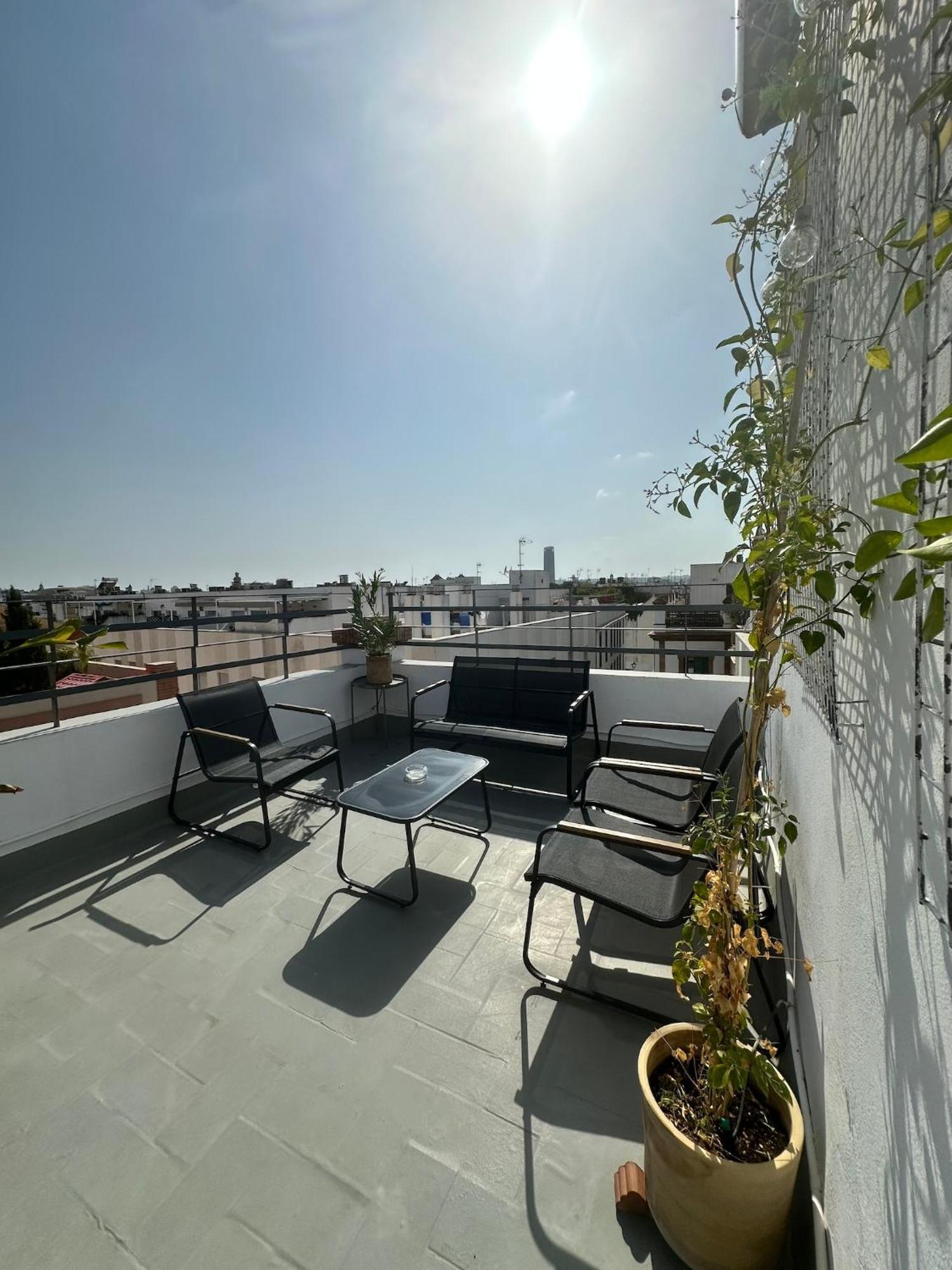 Almazen Apartamentos, Arrayan 23 Seville Exterior photo