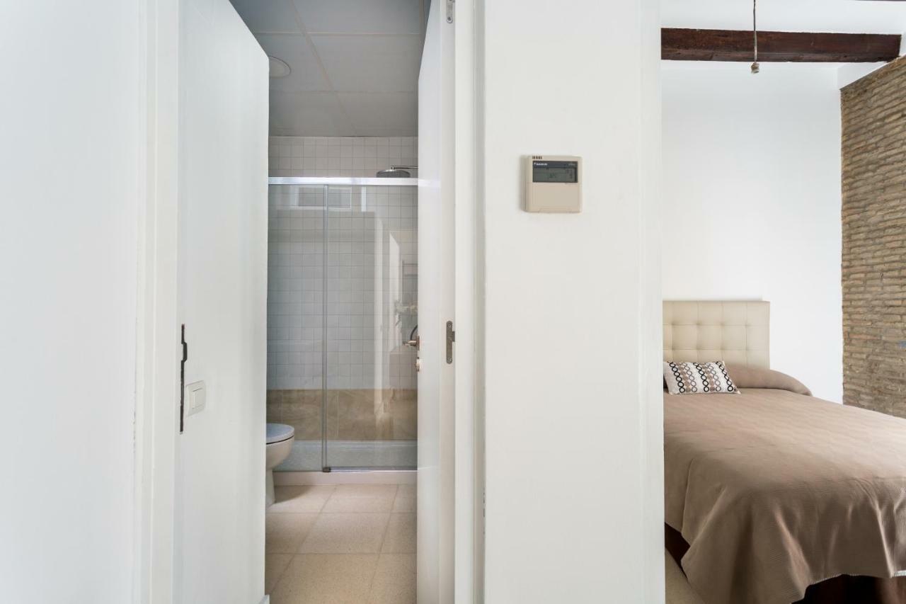 Almazen Apartamentos, Arrayan 23 Seville Exterior photo