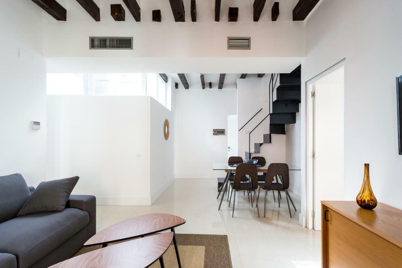 Almazen Apartamentos, Arrayan 23 Seville Exterior photo
