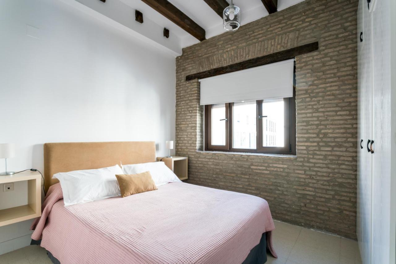 Almazen Apartamentos, Arrayan 23 Seville Exterior photo