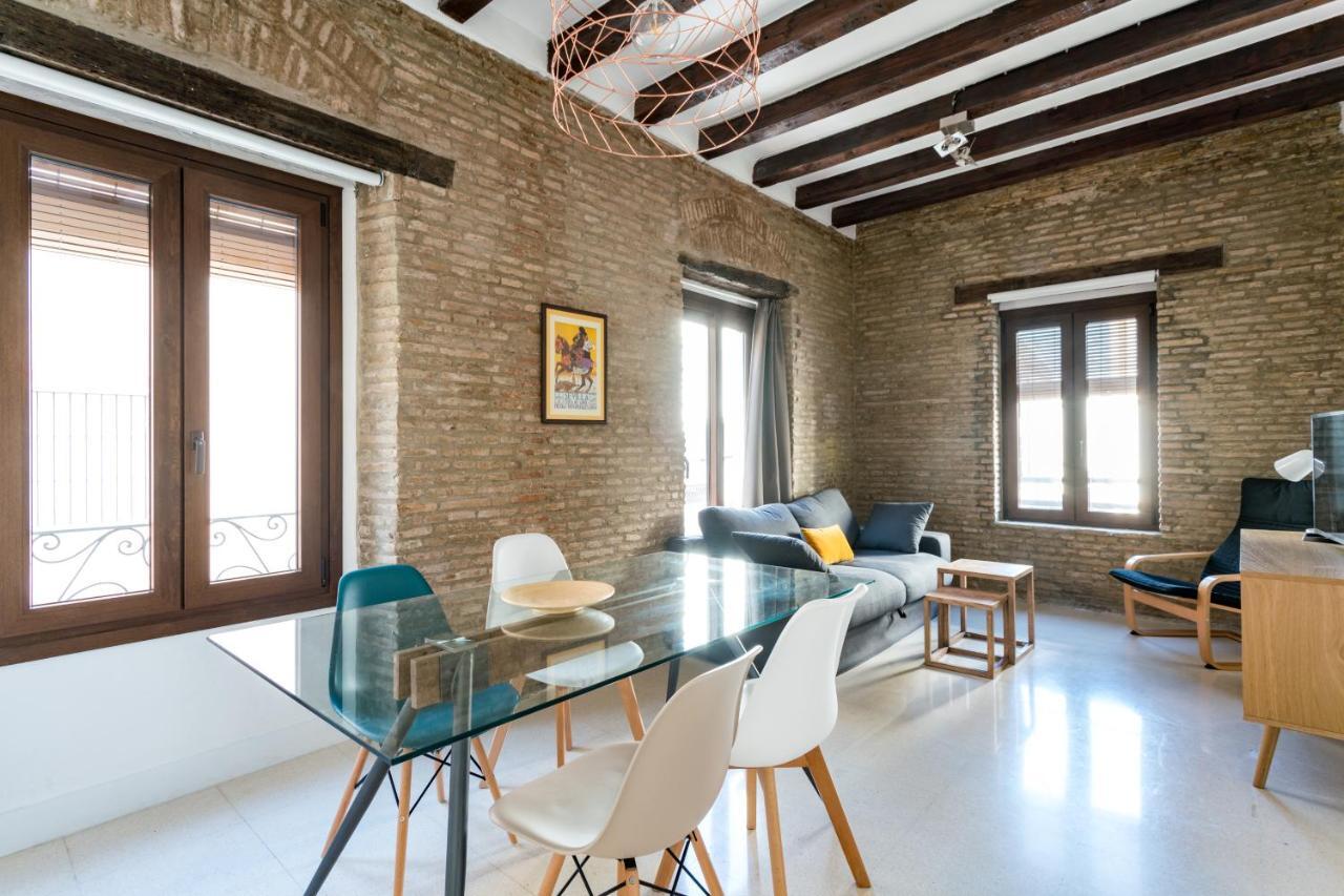 Almazen Apartamentos, Arrayan 23 Seville Exterior photo